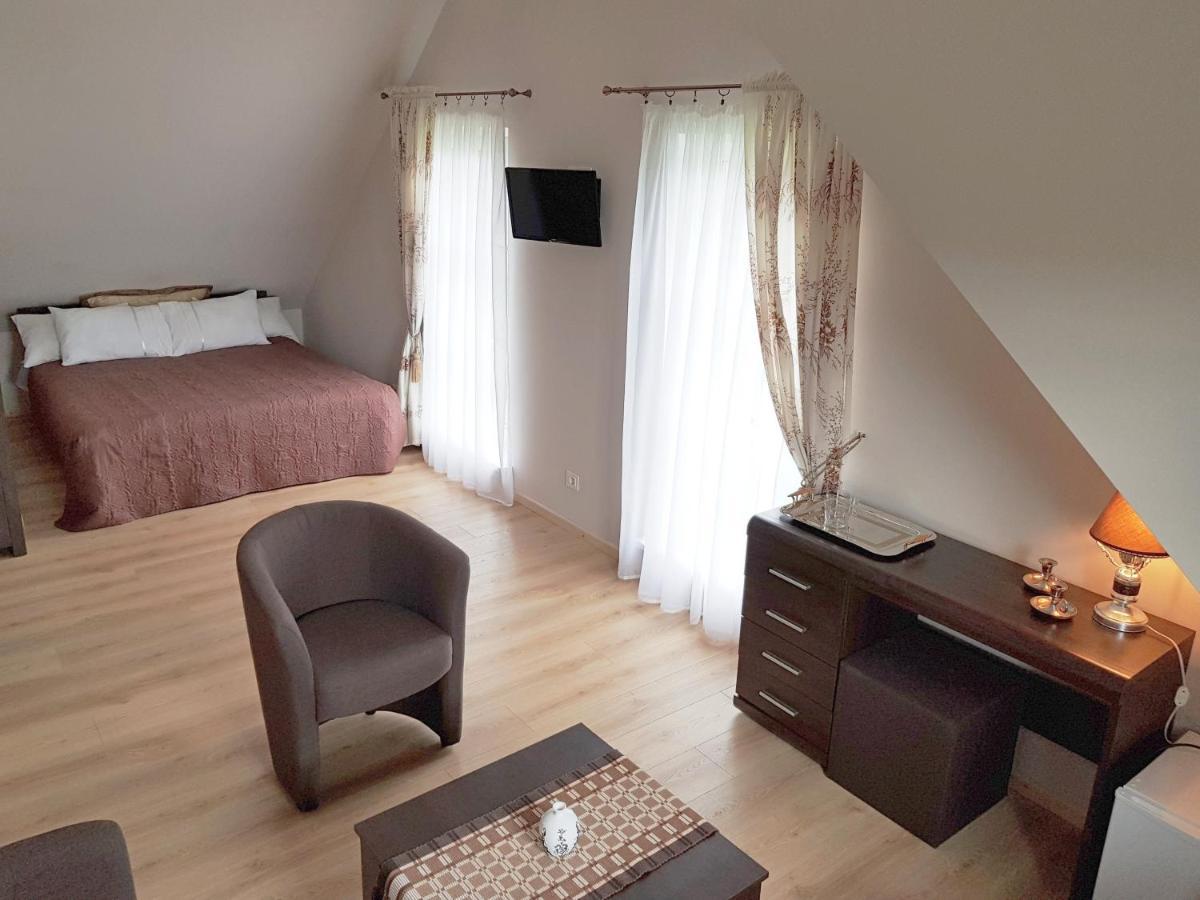 "Trakaitis" Nameliai Hotell Eksteriør bilde